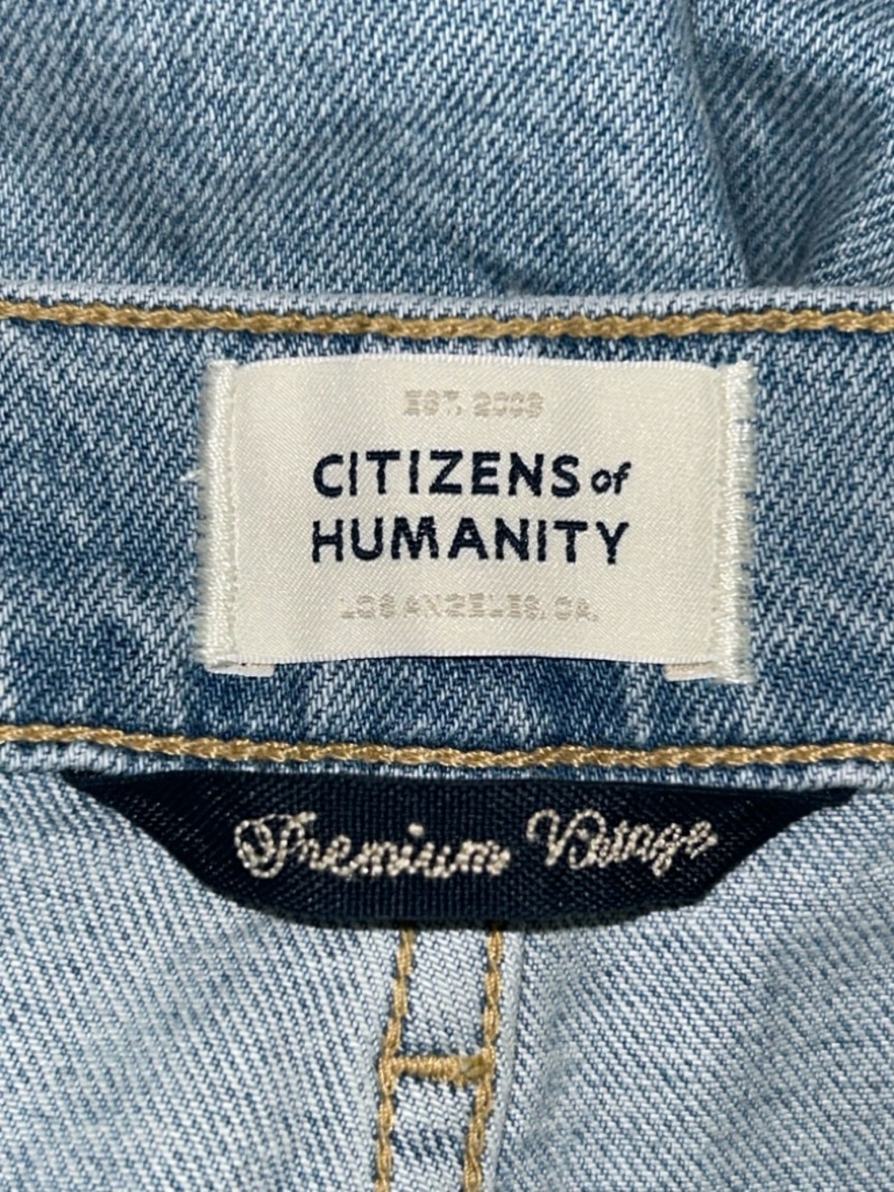 Citizens Of Humanity Light Blue Straight Leg Jeans with Knee Rips - Picture 3 of 5